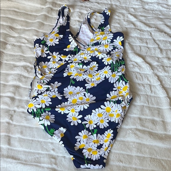Lilly Pulitzer One-Piece Wrap Swimsuit Daisy and Ladybug - Picture 6 of 8